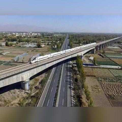小心虚假夸大风2025年全年资料免费大全优势，香港期期准正版资料，拒绝不实的假承诺语！社会释义、解释与落实​