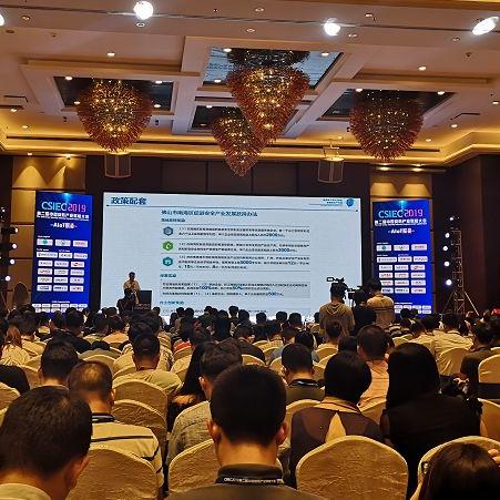 揭发:2025港澳免费资料大全,谨防欺诈的假营销雾,详细解答、解释与落实